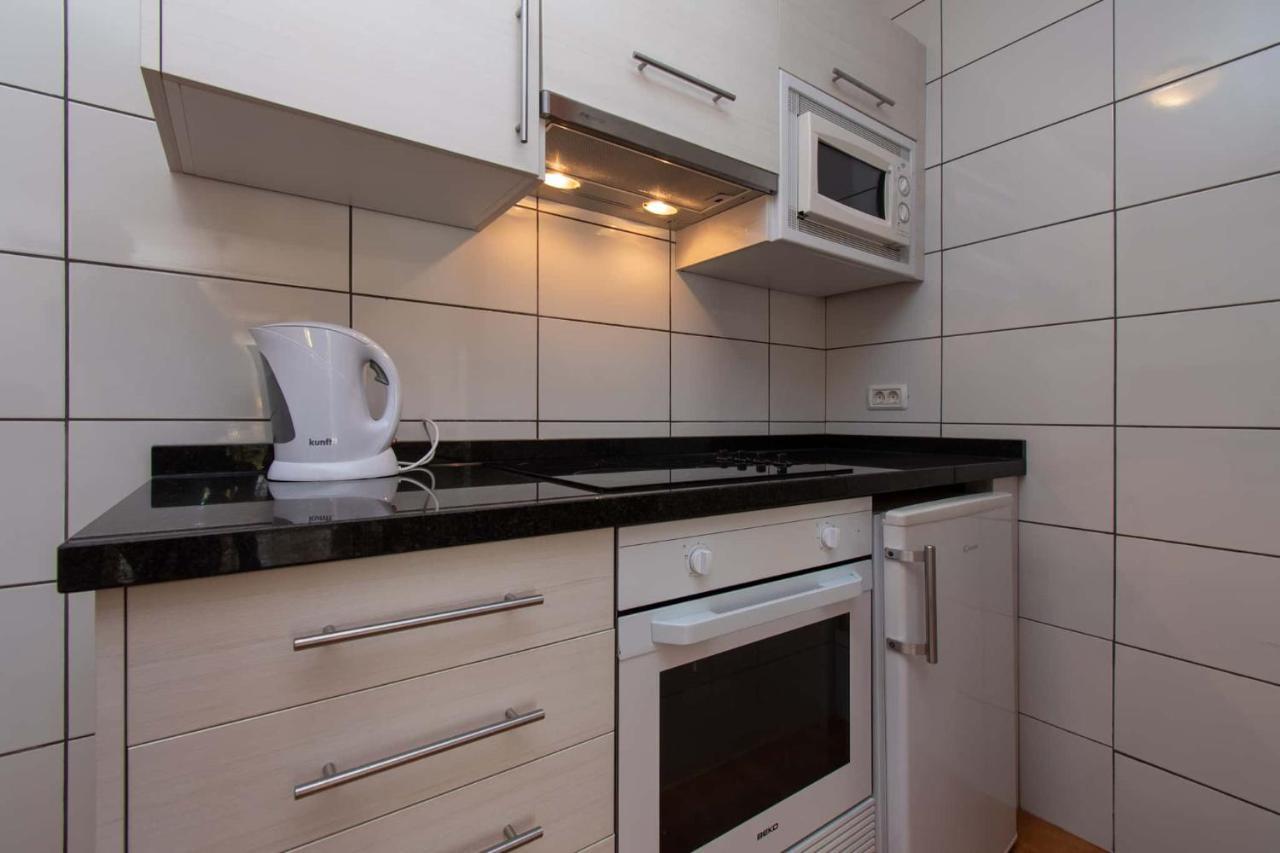1 Bed Apartment Near The Pool Playa de las Americas  Exterior photo